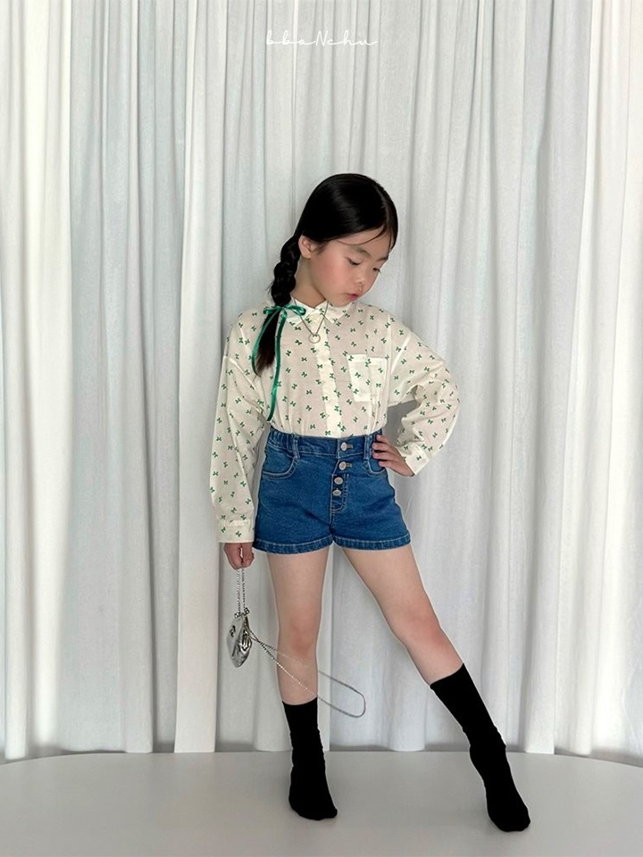 Snap Denim Shorts