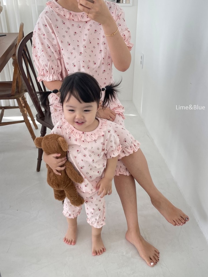 Lora Easy Wear With Mom