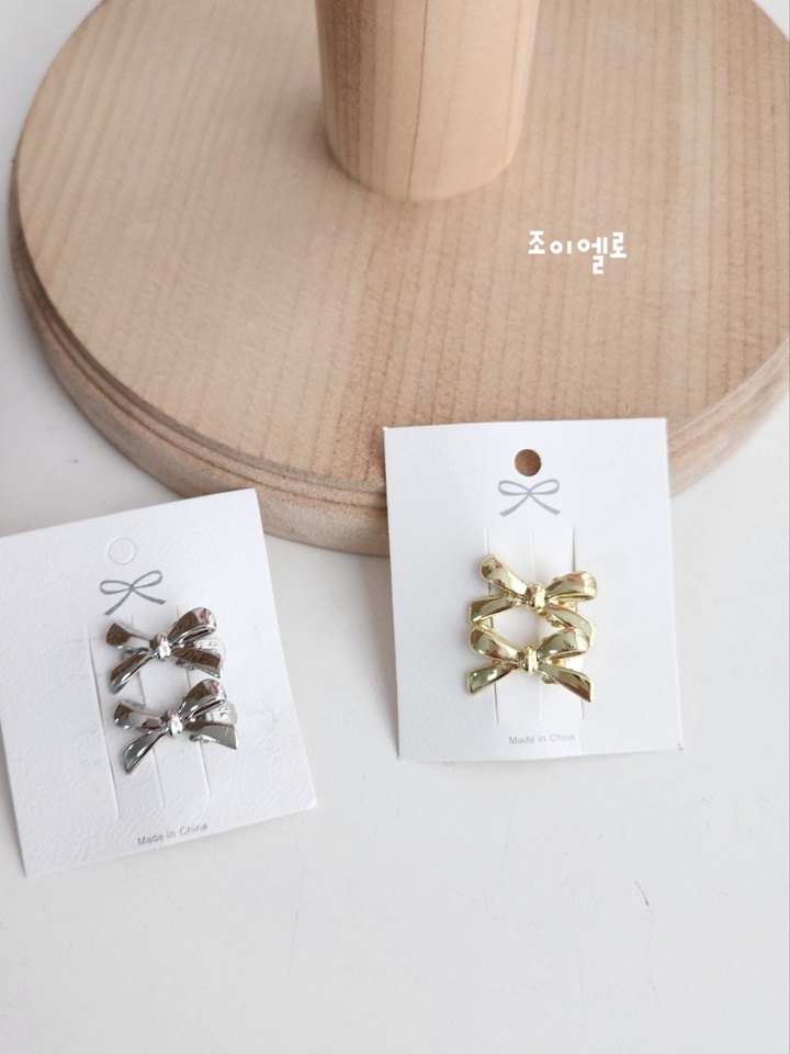Bling Ribbon Pin