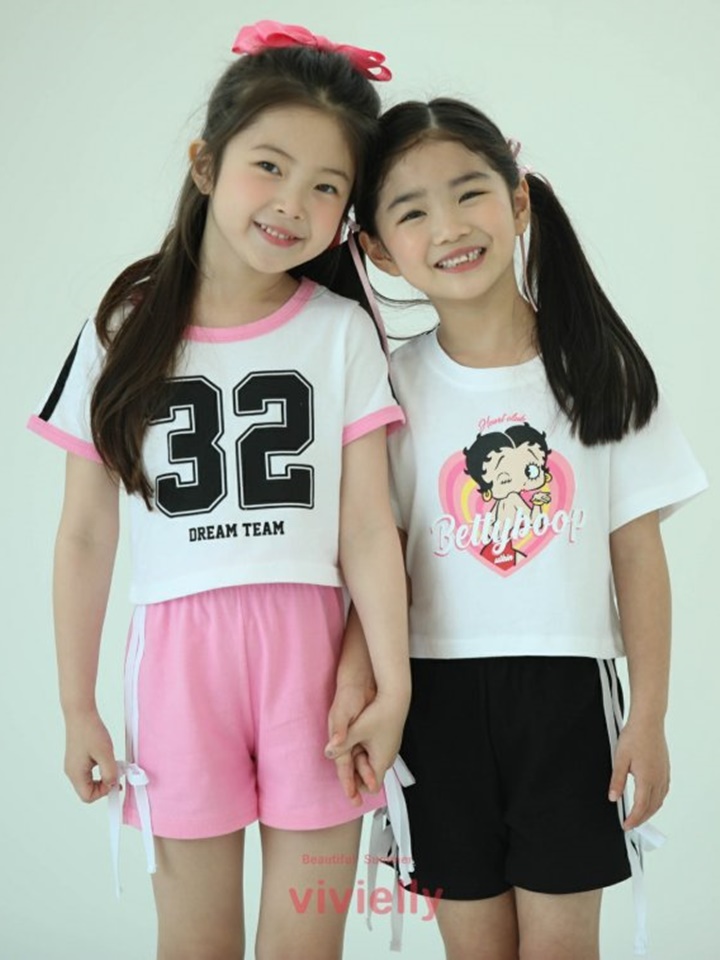 32 Tee