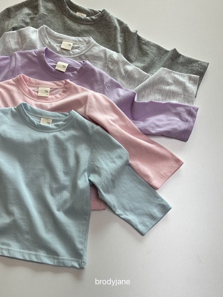 Standard Long Sleeve Tee