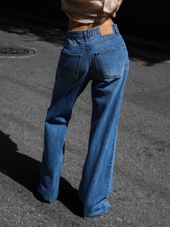 Classic Raw Cut Wide Fit Mid Blue Jeans