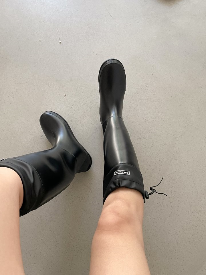 UDC 004 Rain Boots