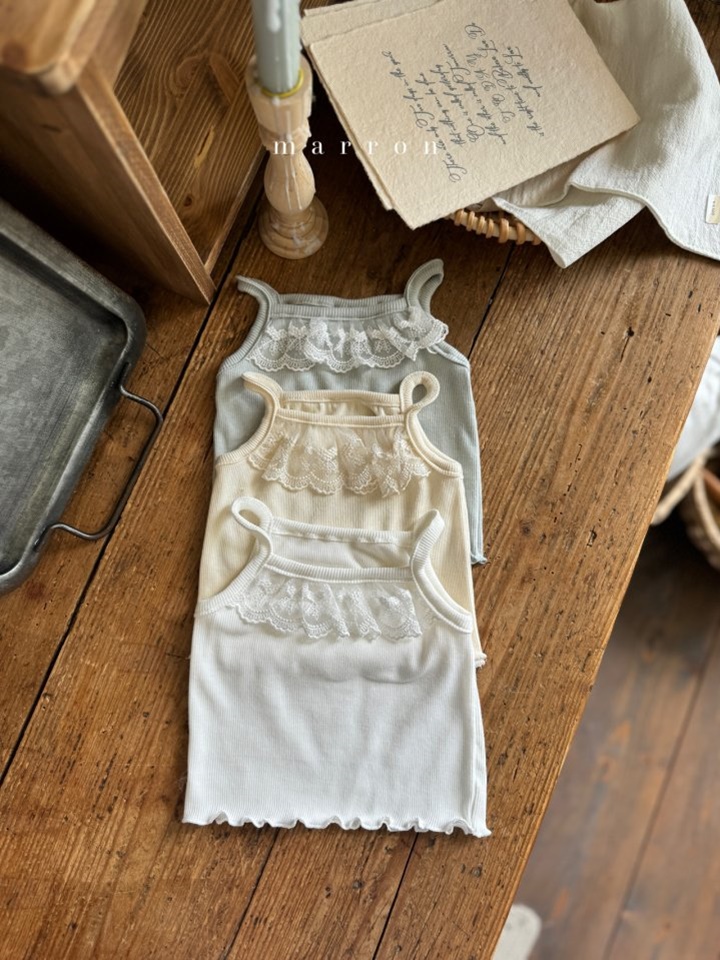 Lace Sleeveless Tee