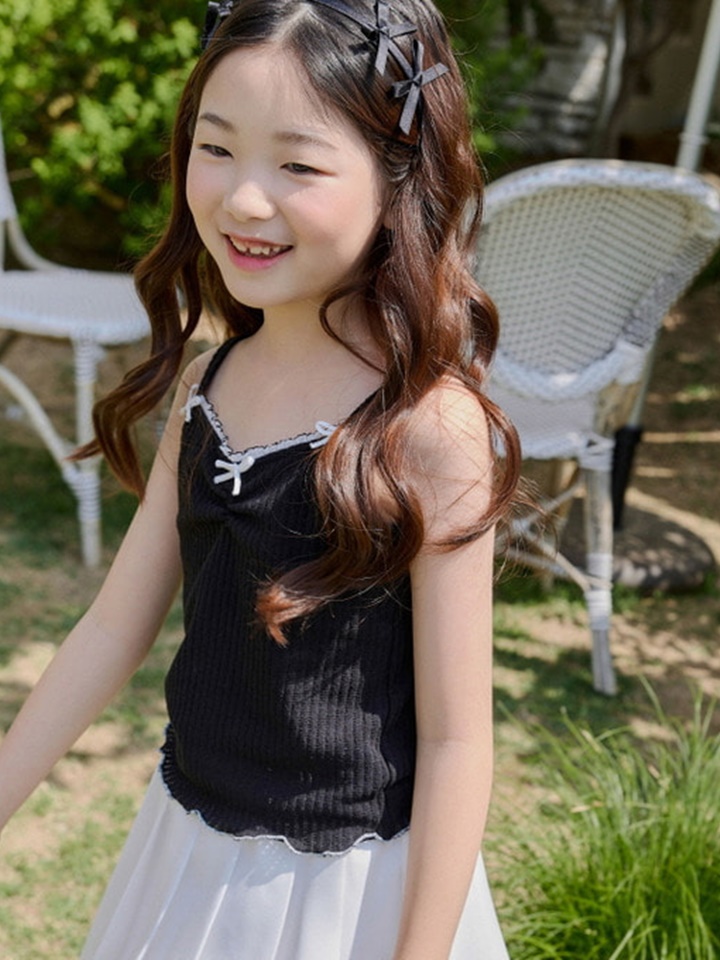 Butterfly Rib Sleeveless Tee