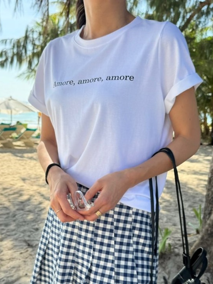 Amor Tee