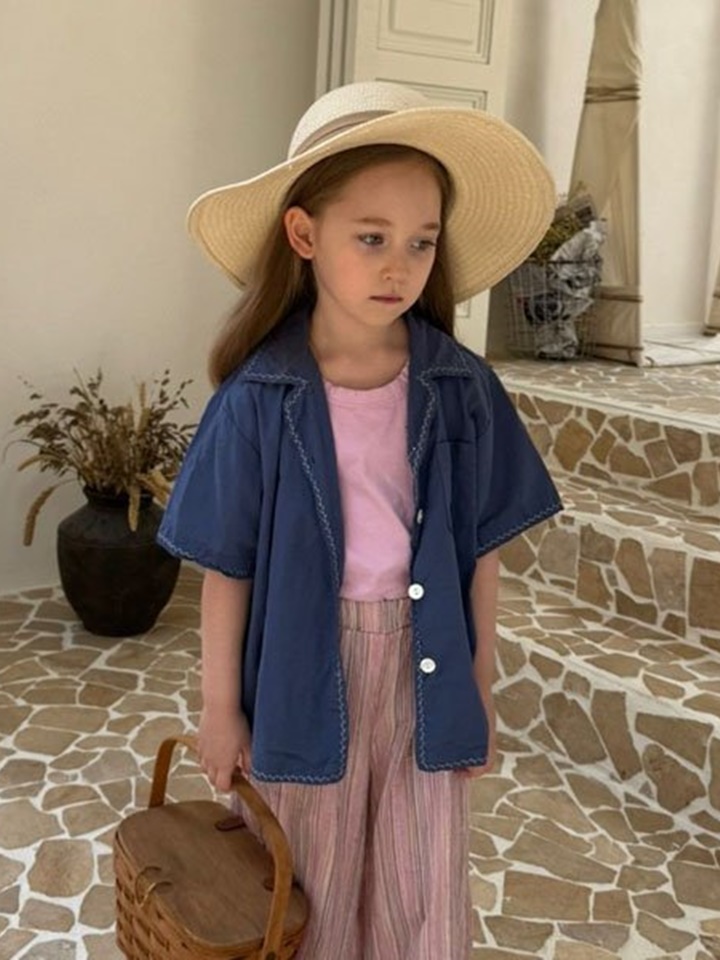 C Embroidery Shirt
