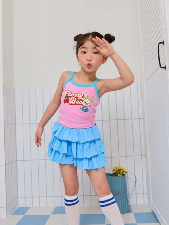 Tennis String Sleeveless Tee