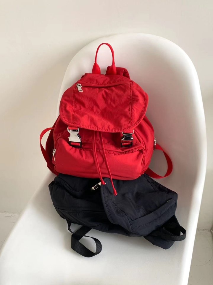 French Buckle Back Pack