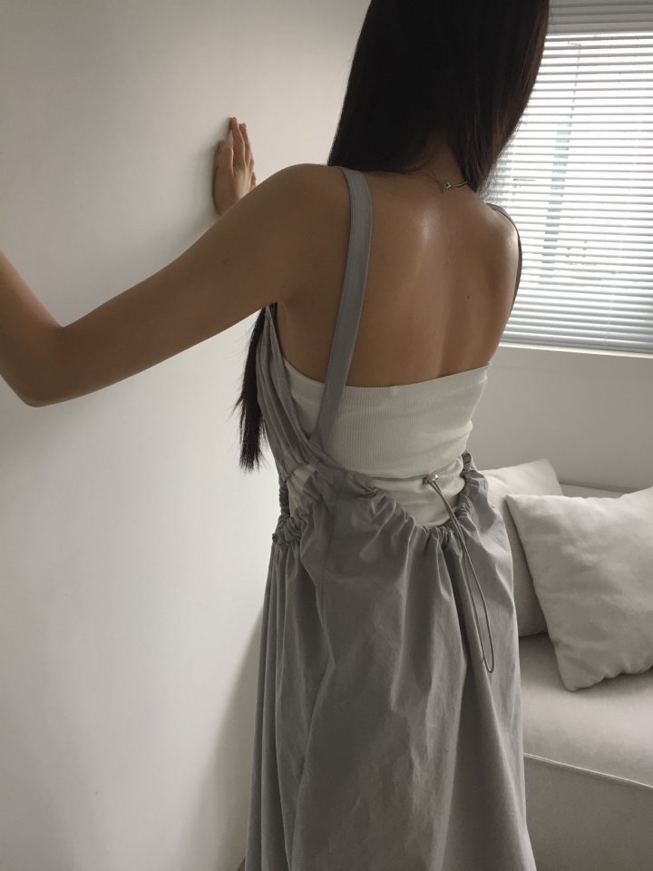 Poin One-Piece