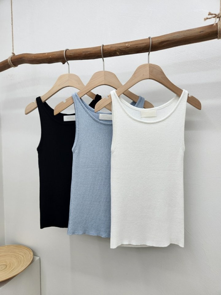Modern Sleeveless Tee