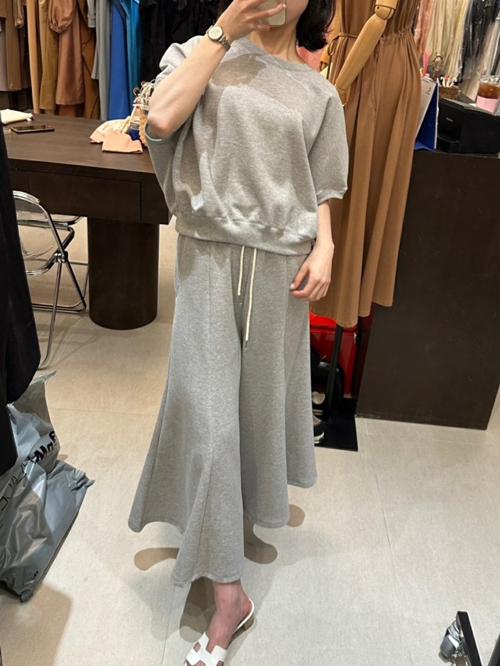 Vege Curb Sleeve Tee