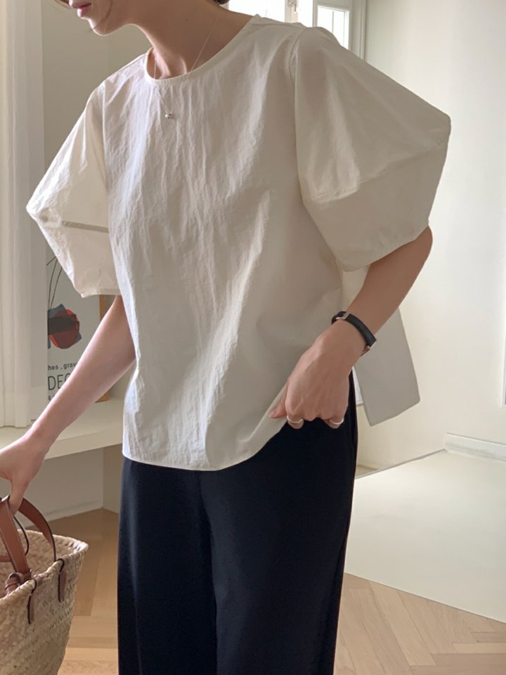 Balloon Ribbon Blouse