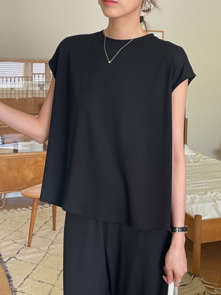 Jane Shirring Tee