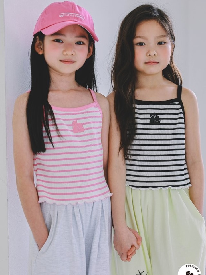 Piel Sleeveless Tee