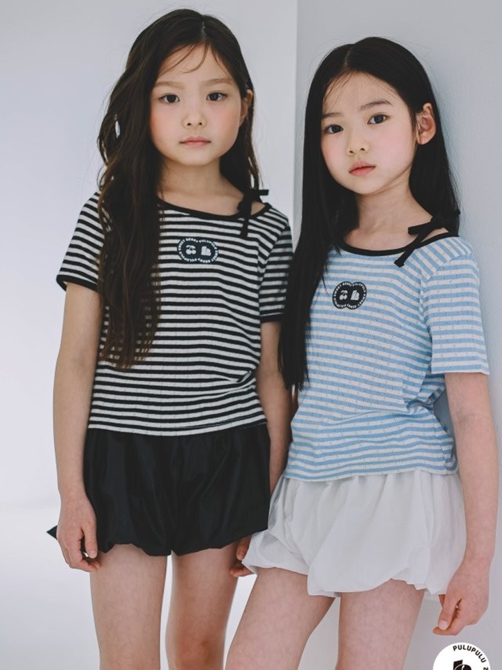 Shoulder Ribbon Tee