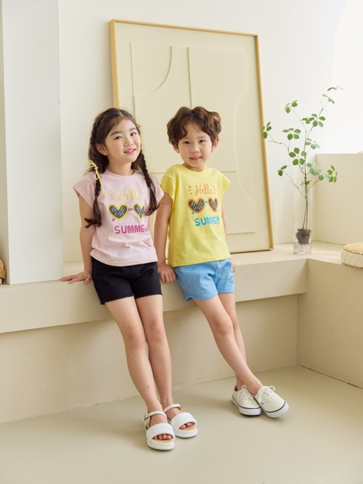 Glasses Tee