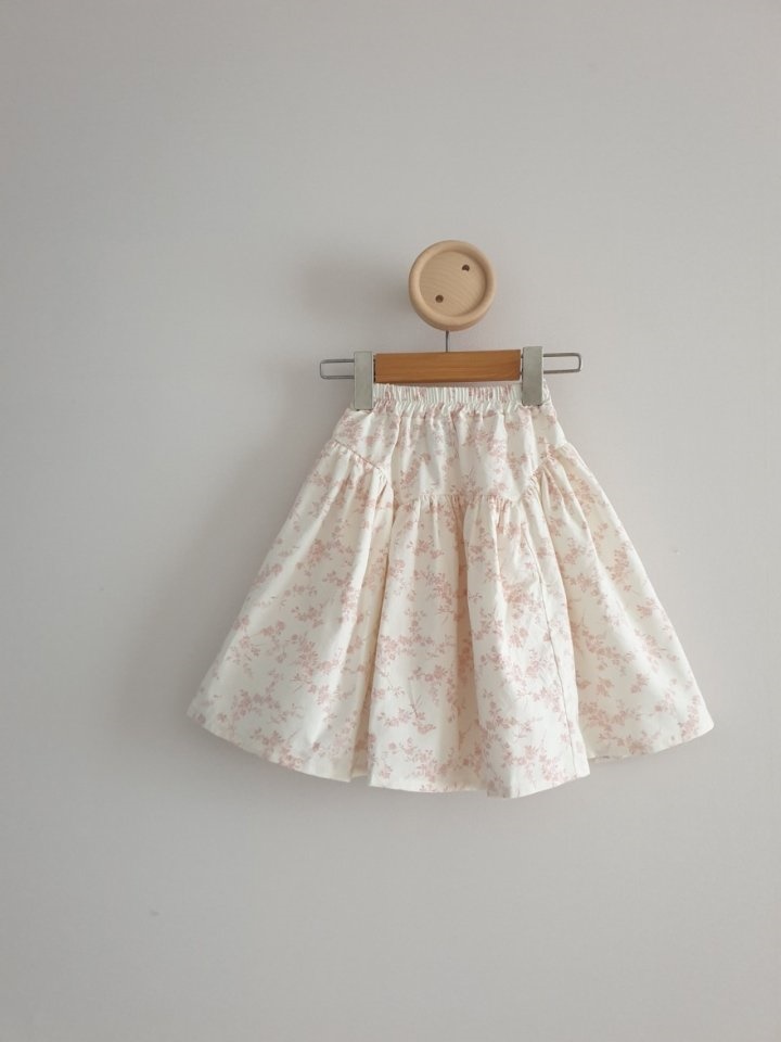 Merry Skirt
