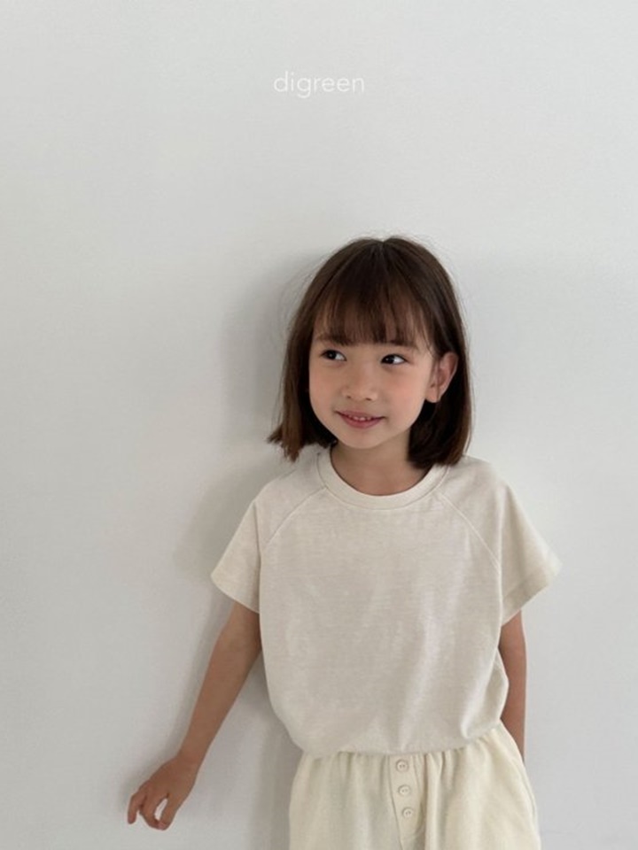 Candyba Tee