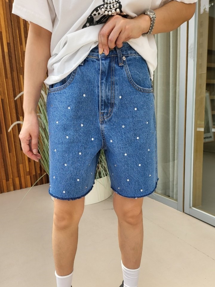 Cubic Shorts