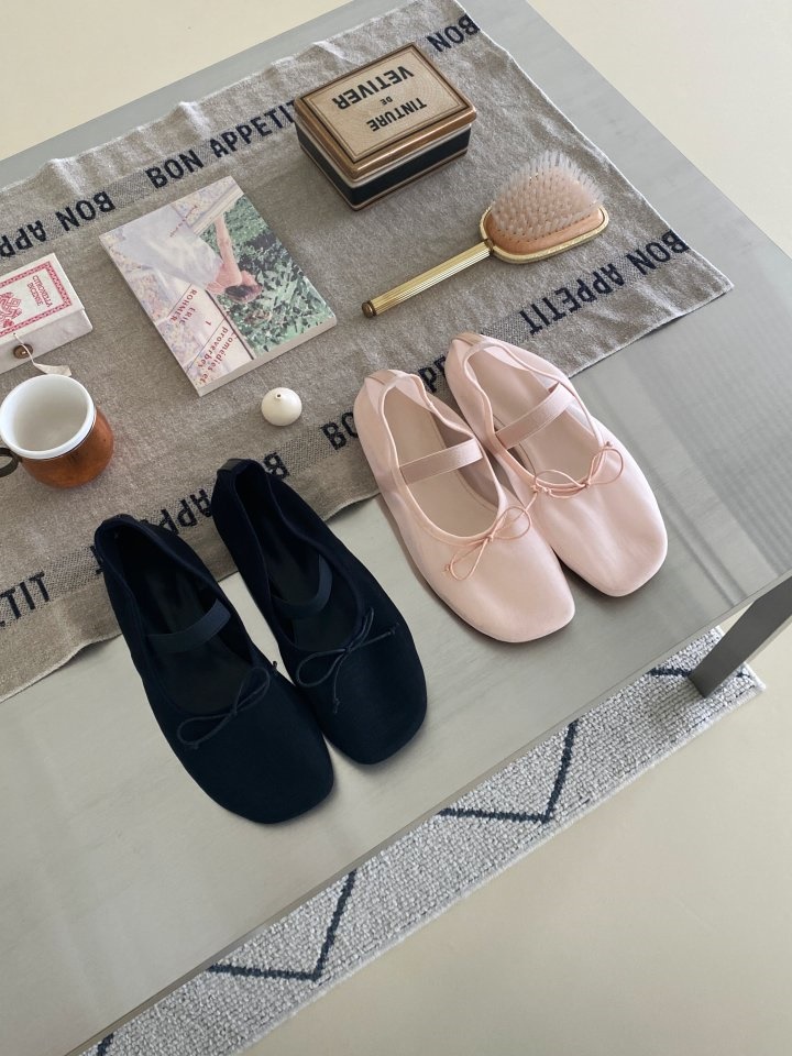 2086 Flats & Ballerinas