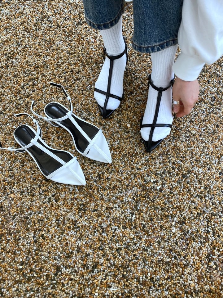 163 Slipper & Sandals