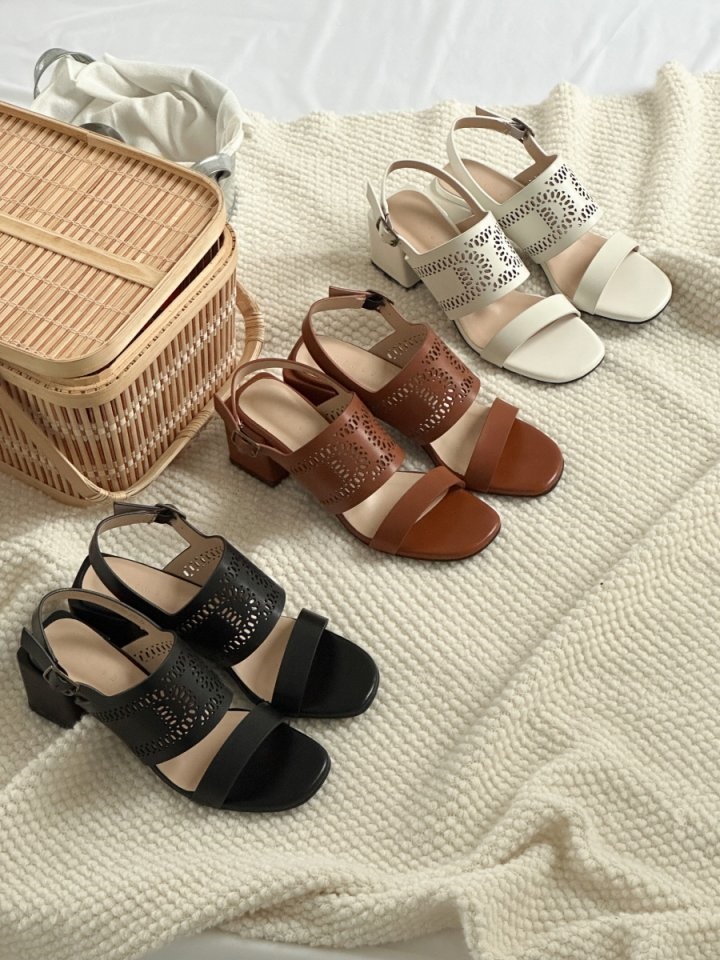 324 Slipper & Sandals