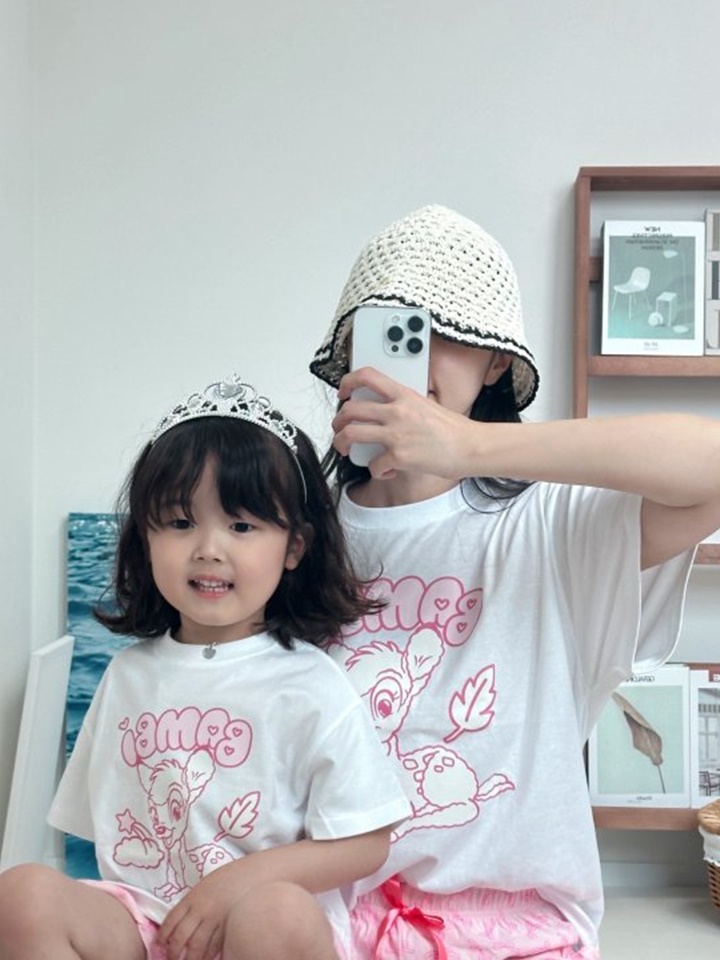 B Short Sleeve Pajama Top Bottom Set With Mom