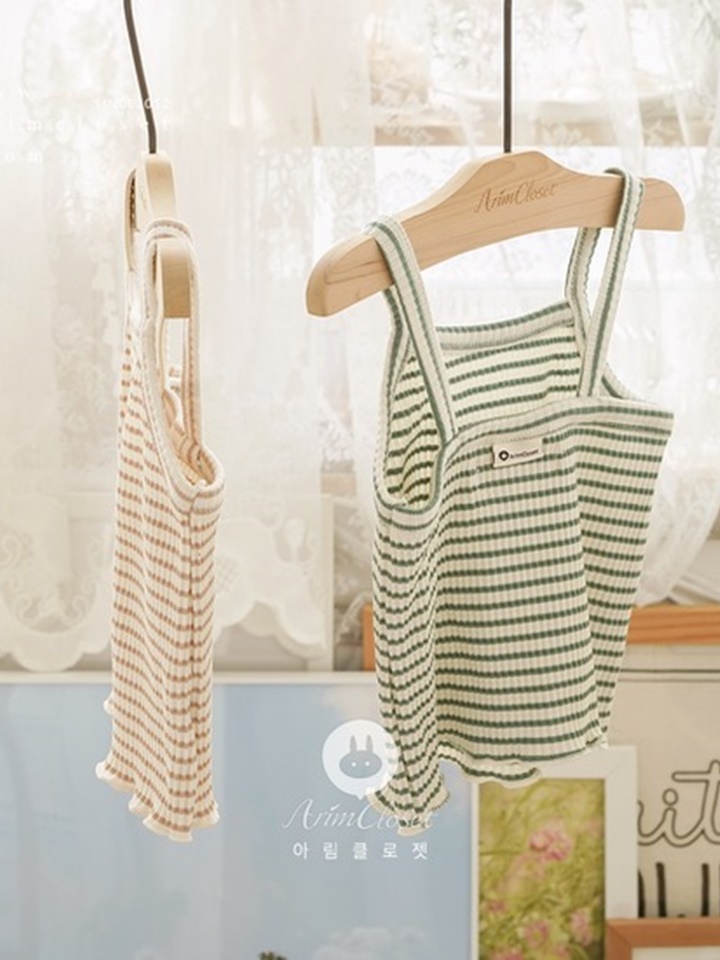 ST Slim C Sleeveless Tee