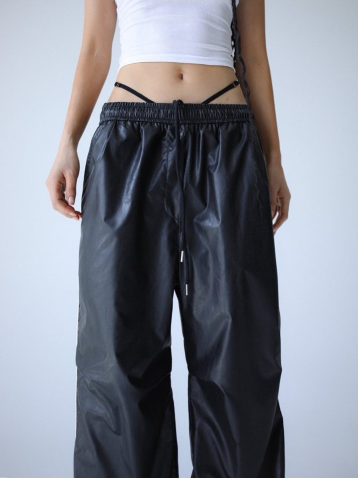 Soft Vegan L Trimmed Detail Banded Trousers