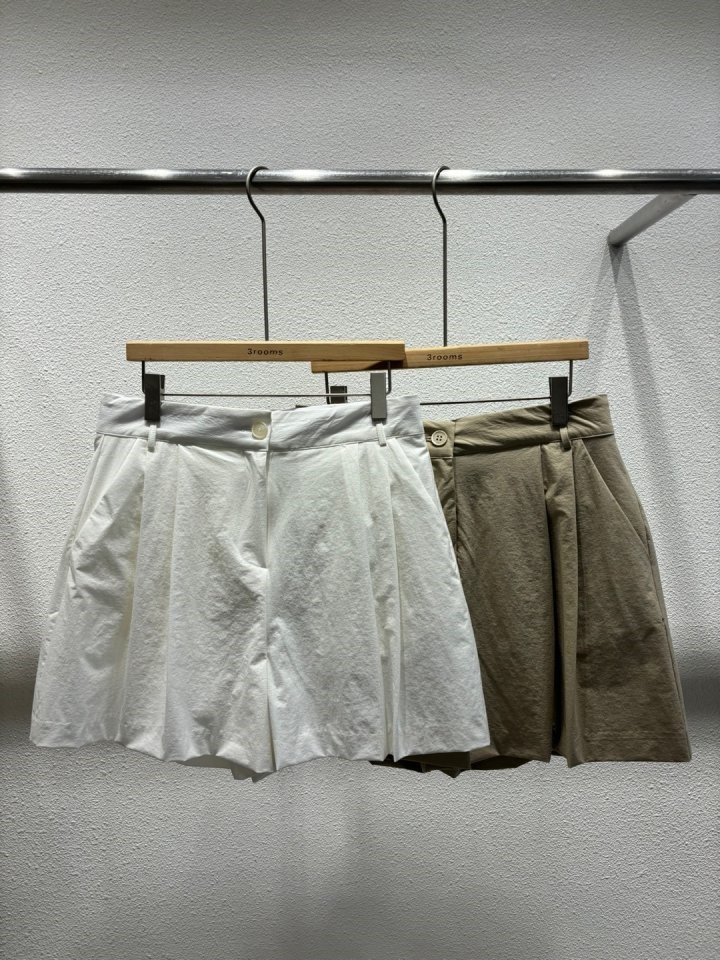 Tug Half Pants