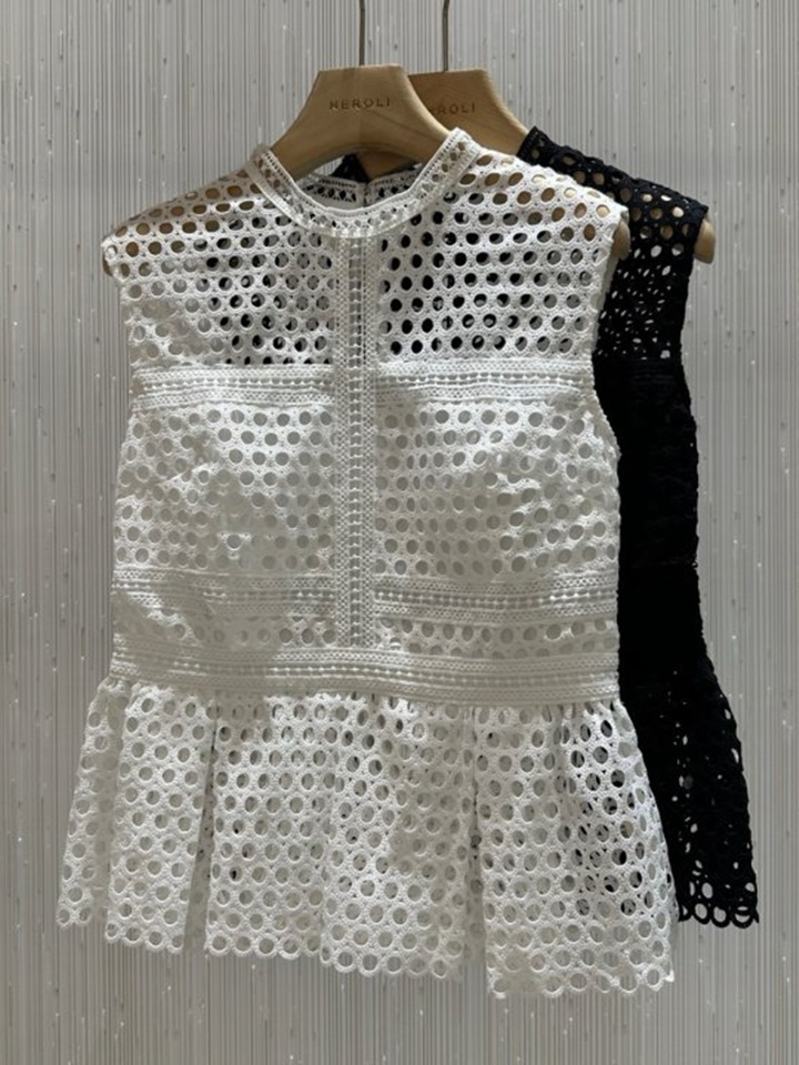 M Self Punching Blouse