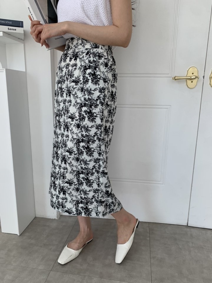 Kai Skirt