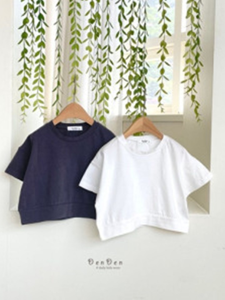 Something Crop Tee