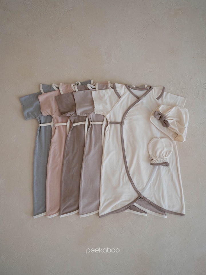 Mari Bennet Set