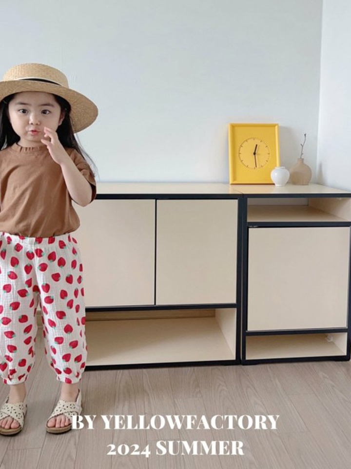 Strawberry Gojeangi Pants