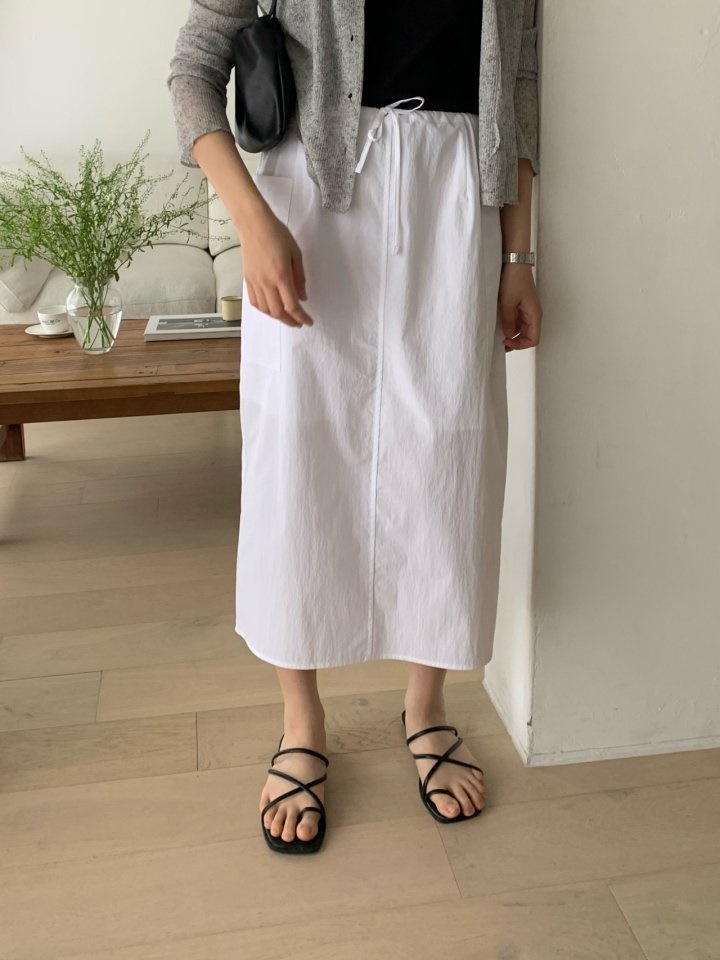 String Skirt