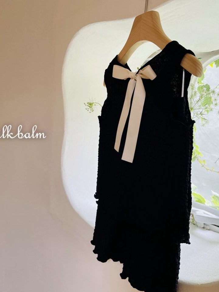 Bring Sleeveless Top Bottom Set