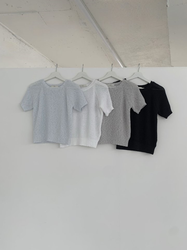 Chou Cream Tee