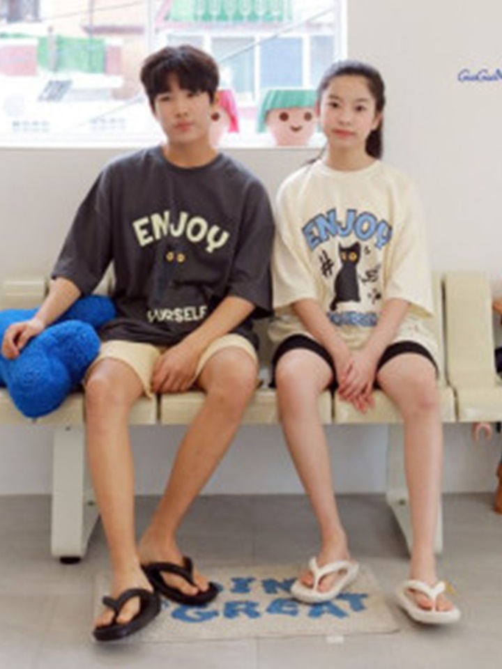 Cat Short Sleeve Tee