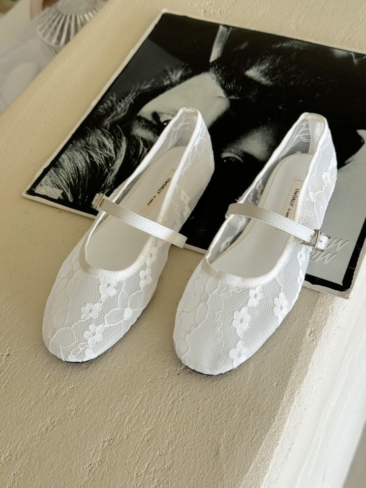 UDC 8318 Flats & Ballerinas