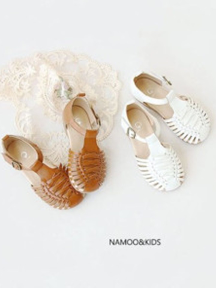 Song Sandals