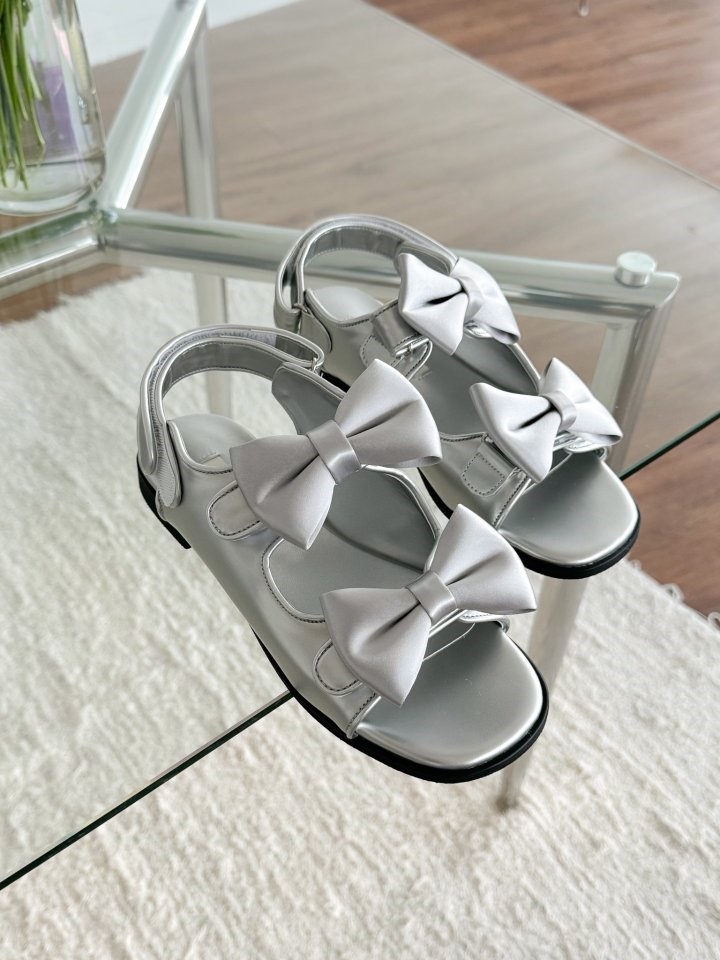 UDC 8317 Slipper & Sandals