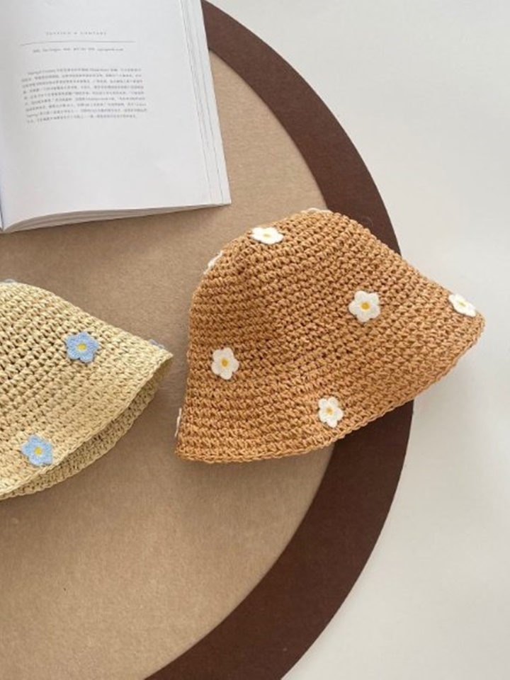 Flower Embroidery Straw Hat With Mom