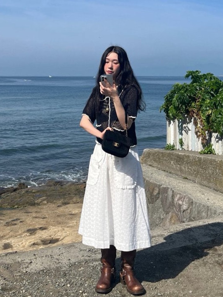 Adult Pocket Lace Skirt