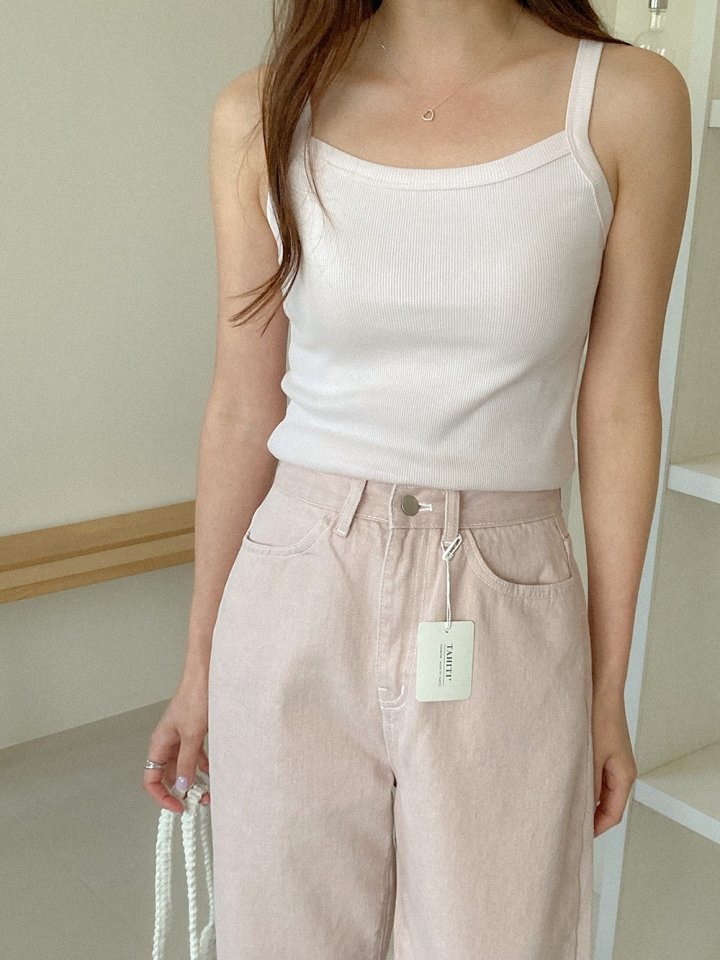 Muzi Day Sleeveles Tee