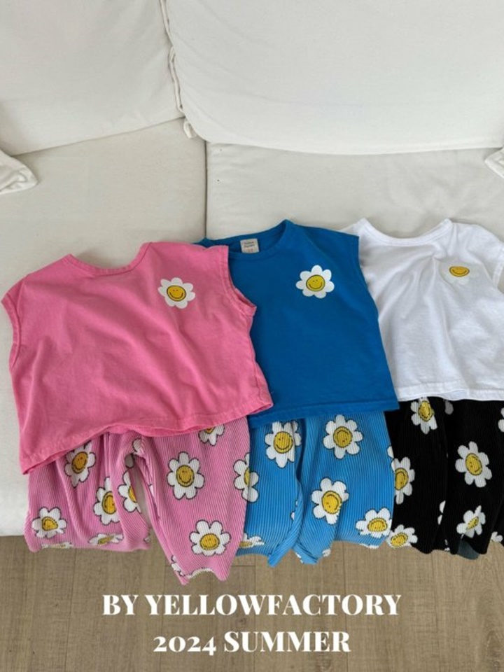 Smile Flower Top Bottom Set
