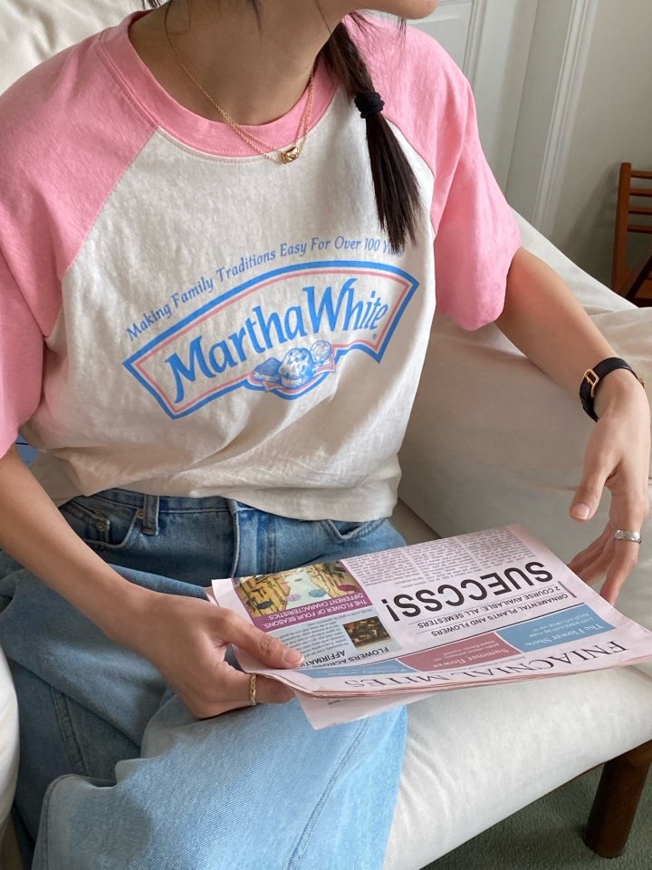 Muffin Raglan Tee