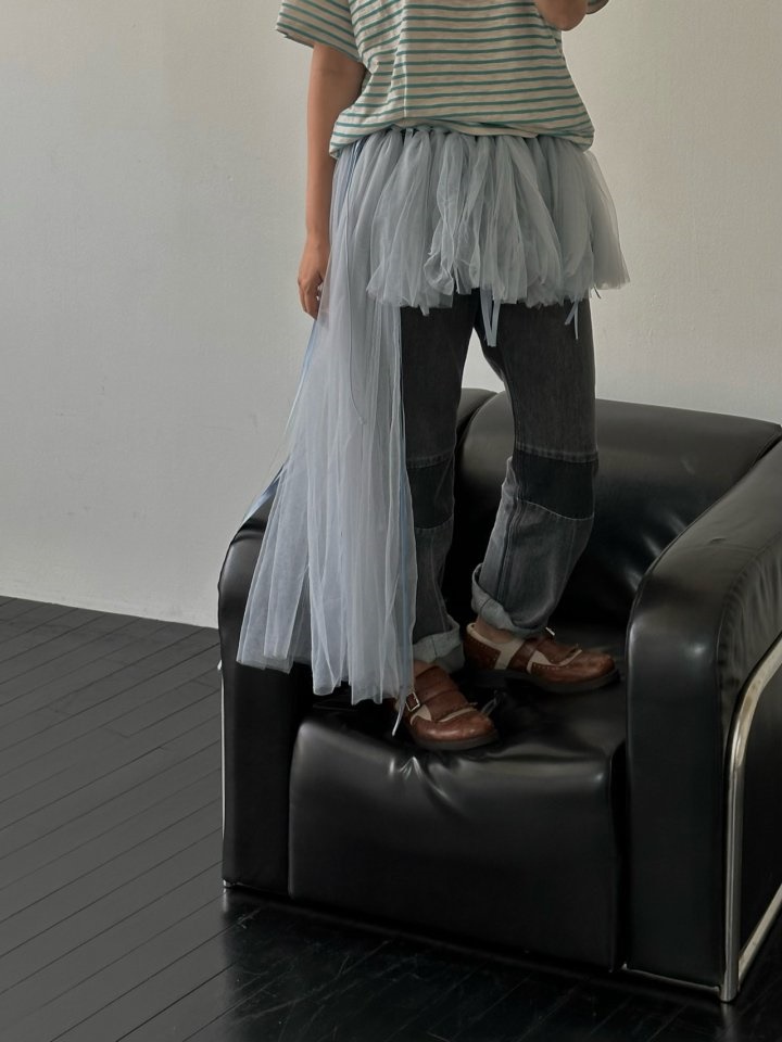 Two Tone Straight Denim Pants