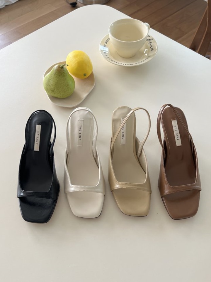 2935 Slipper & Sandals